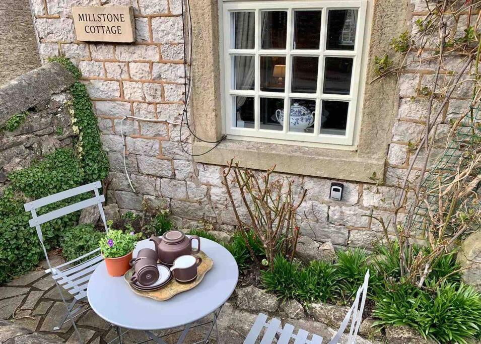Millstone Cottage - Cosy Peak District Cottage Taddington Luaran gambar